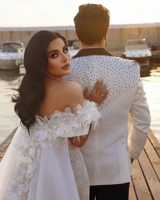 Modern Off-the-shoulder Mermaid Wedding Dresses with Lace - Image 3