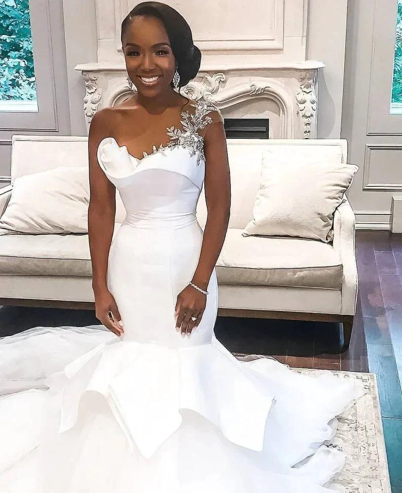 One shoulder Mermaid Bridal Wears with Ruffles Train - Image 2