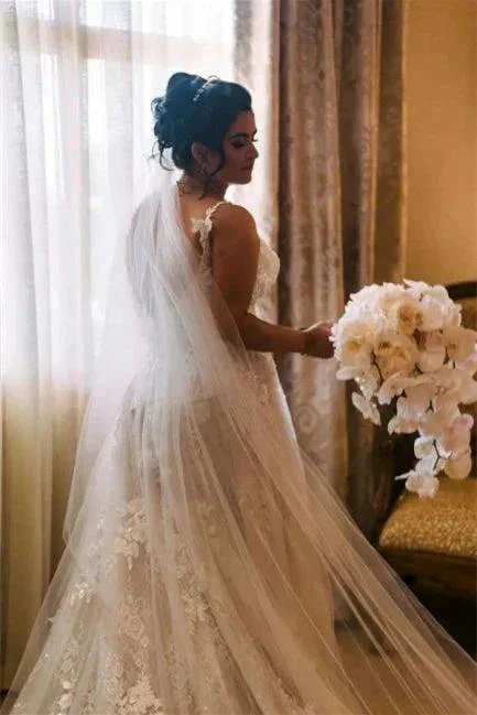 Modern V-neck Sleeveless A-line Wedding Dresses With Lace - Image 3