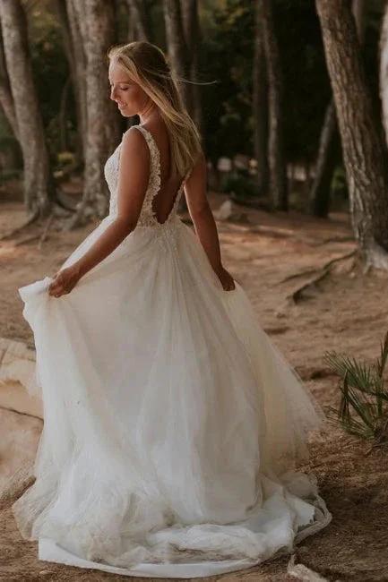 Modest Straps Sleeveless Column Floor-Length Tulle Wedding Dresses with Appliques - Image 2