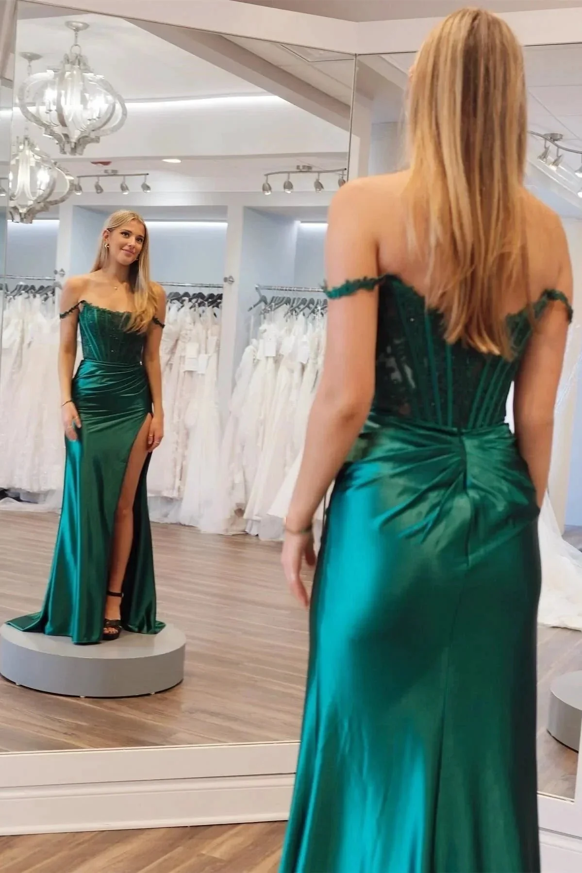 Moonlit | Emerald Satin Off-the-Shoulder Mermaid Long Formal Dress with Slit - Image 4