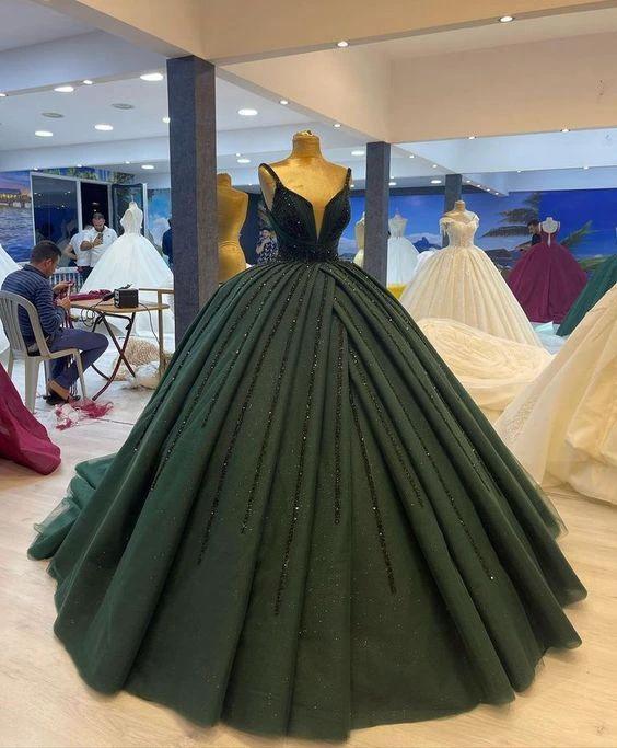 Most Stunning and Elegant Princess Ball Gown Party Wear Gown Prom Y605 - Image 2