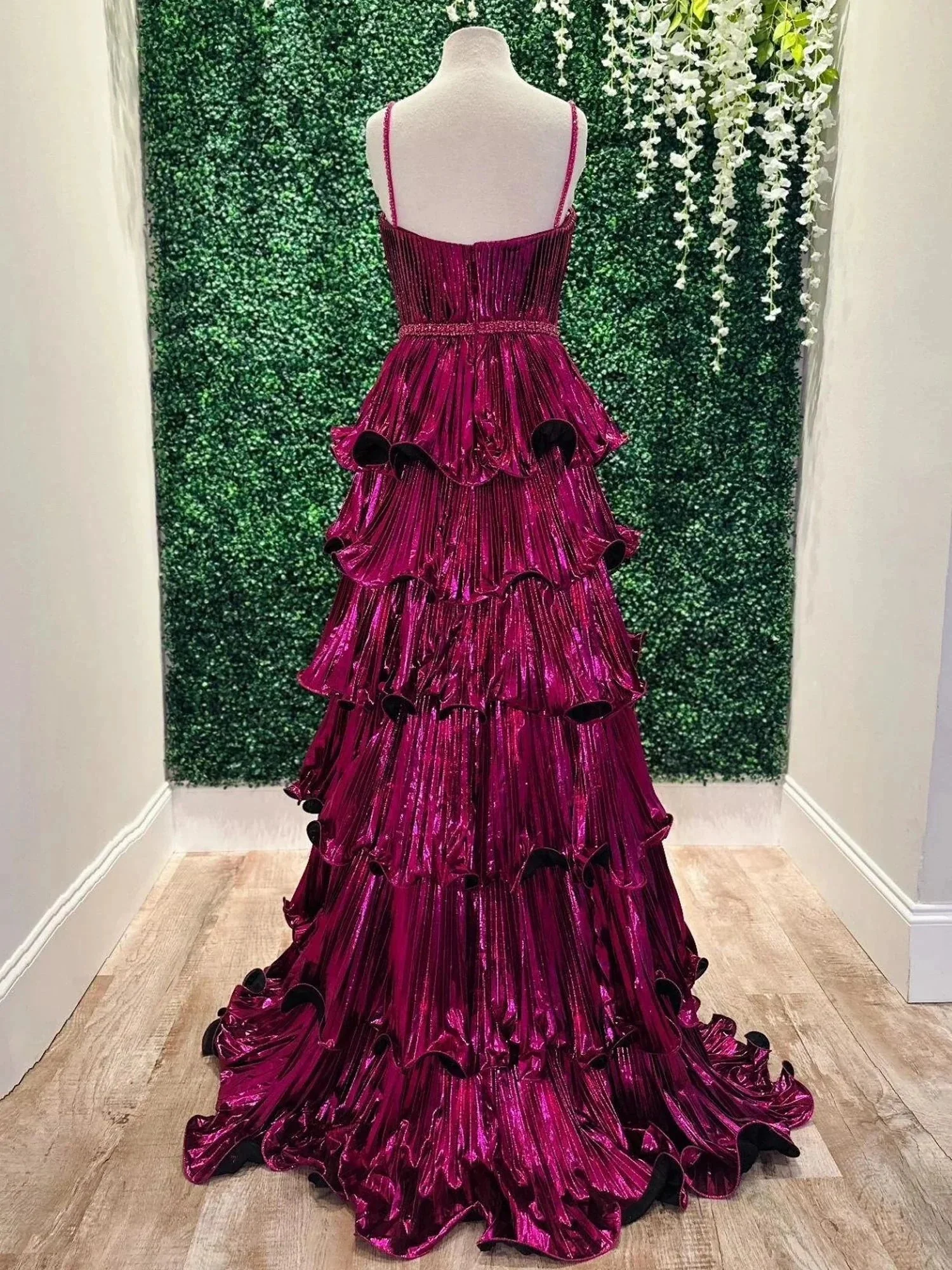 Murray | Sweetheart Spaghetti Straps Tiered A-Line Metallic Prom Dress - Image 3