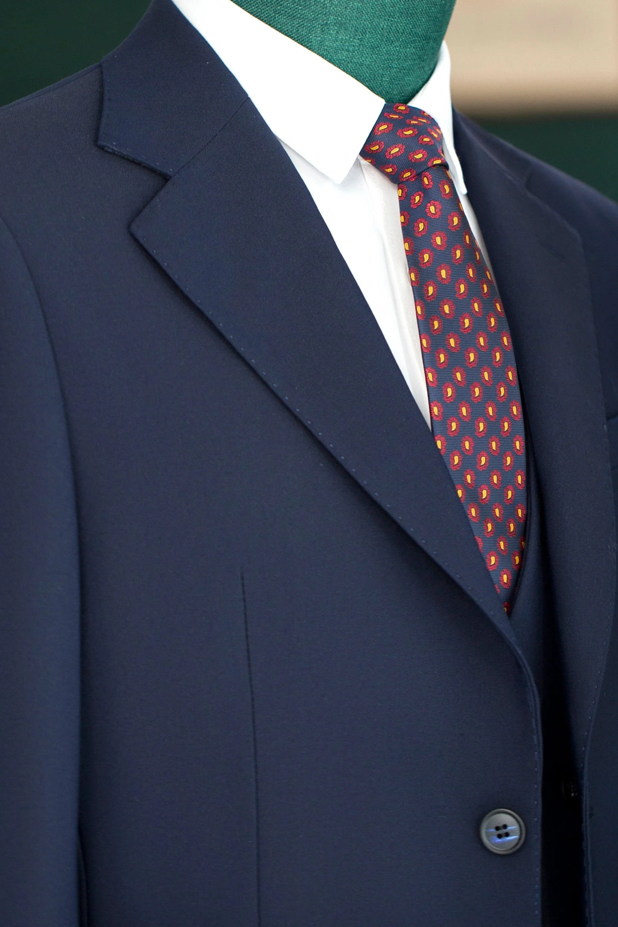 Navy Blue Wool 3 Piece Wedding Suit For Groom And Groomsmen - Image 2