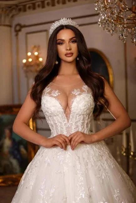 New Elegant Long A-line V-neck Sleeveless Wedding Dresses With Lace - Image 3
