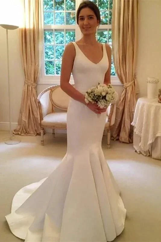 Newest Pretty Mermaid V-neck Sleeveless Simple Backless Elegant Wedding Dresses - Image 3