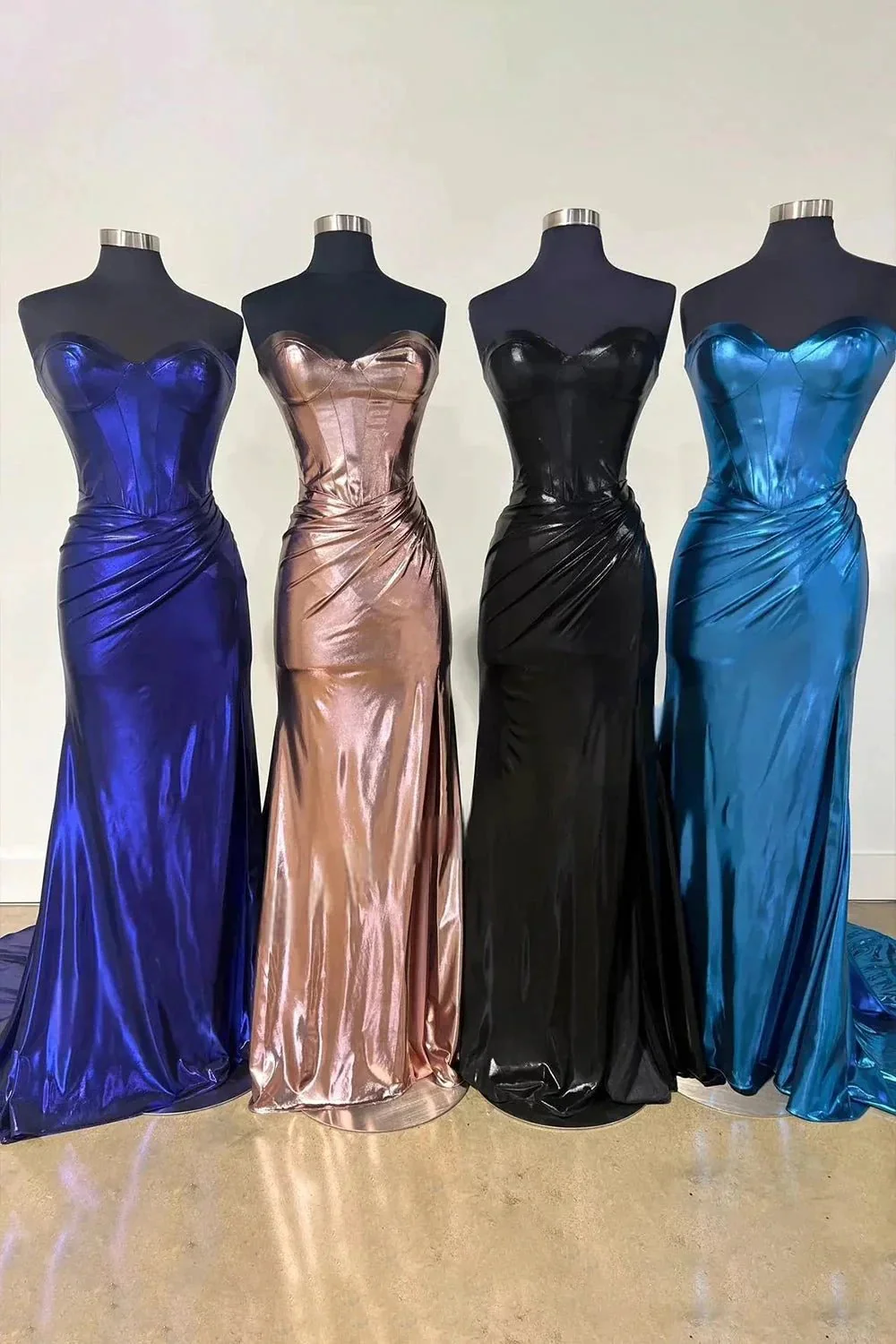 Niobe | Purple Strapless Mermaid Long Formal Dress With Split - Image 7
