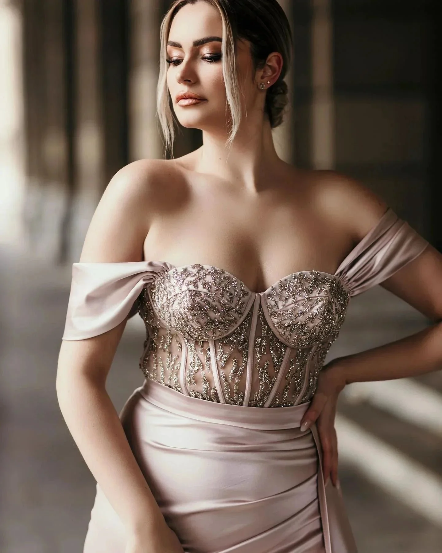 Off-the-Shoulder Satin Mermaid Prom Dress Side Slit with Detachable Train - Image 2