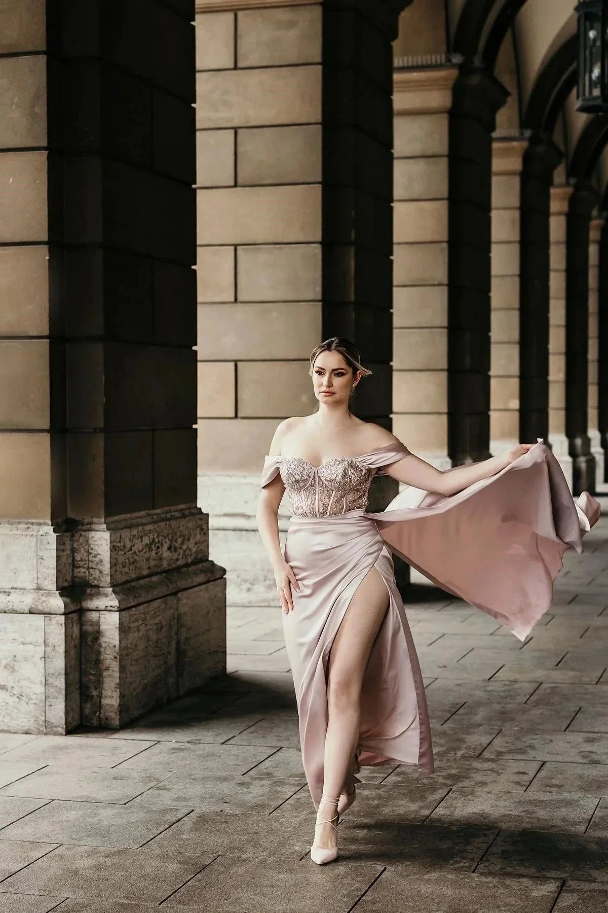 Off-the-Shoulder Satin Mermaid Prom Dress Side Slit with Detachable Train - Image 3