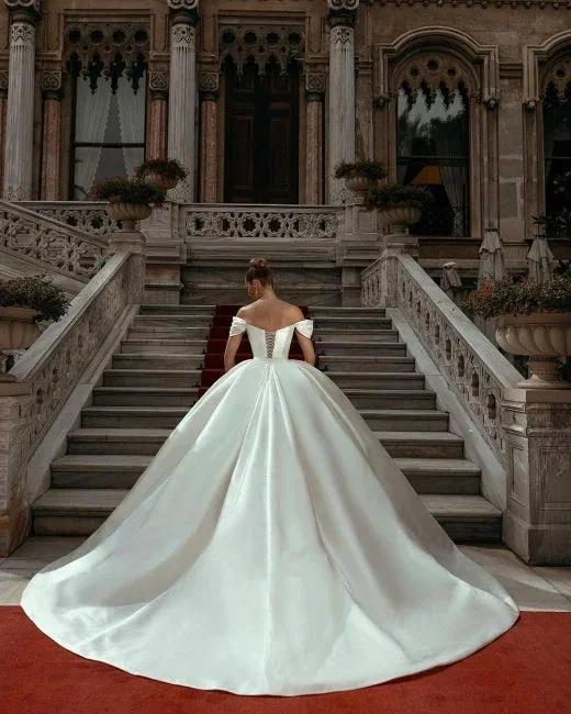 Off-the-Shoulder Sweetheart Ball Gown Satin Sleeveless Garden Bridal Dress - Image 2