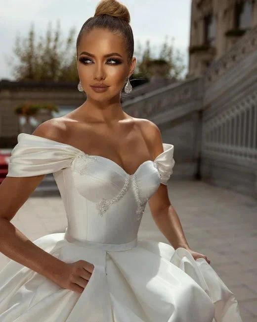 Off-the-Shoulder Sweetheart Ball Gown Satin Sleeveless Garden Bridal Dress - Image 4