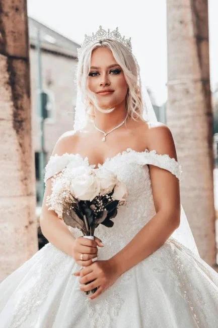 Off-The-Shoulder Sweetheart Stain Ball Gown Wedding Dress with Appliques - Image 4