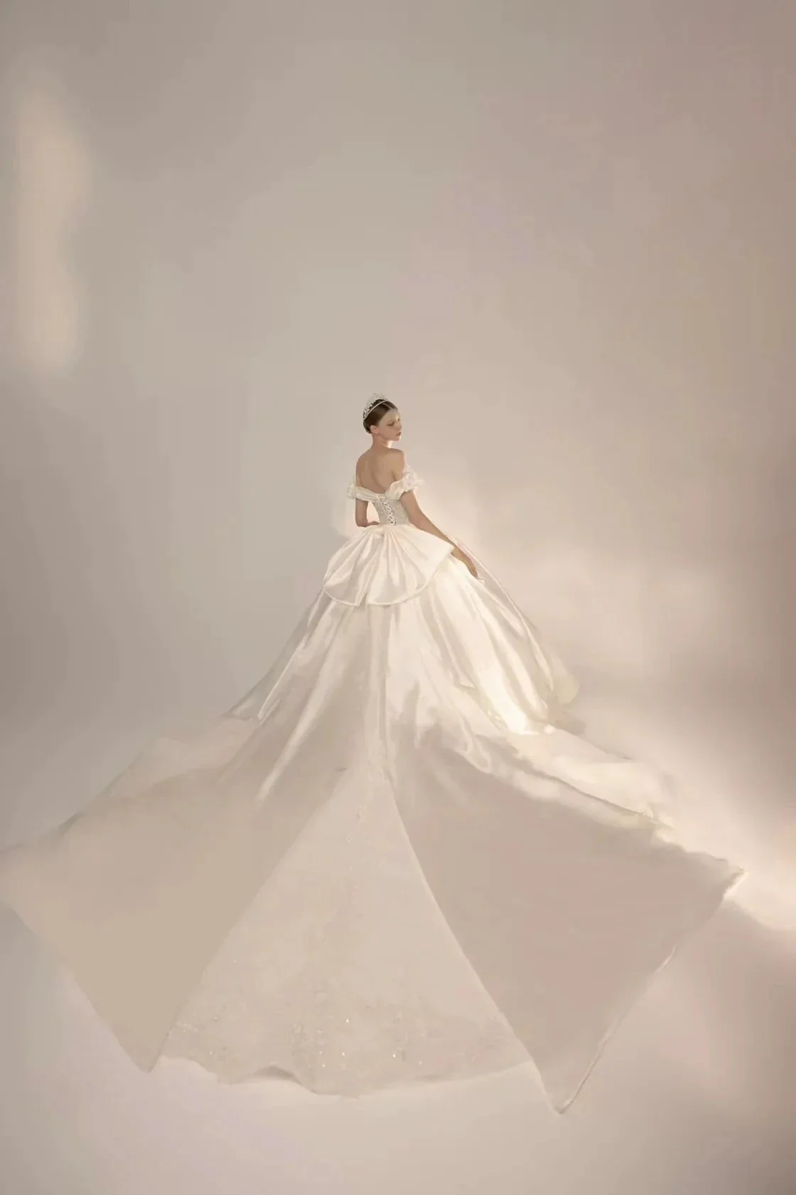 Opulent Ball Gown Off-the-Shoulder Satin Wedding Dress with Sequin Embroidery & Dramatic Train Q6018 - Image 5