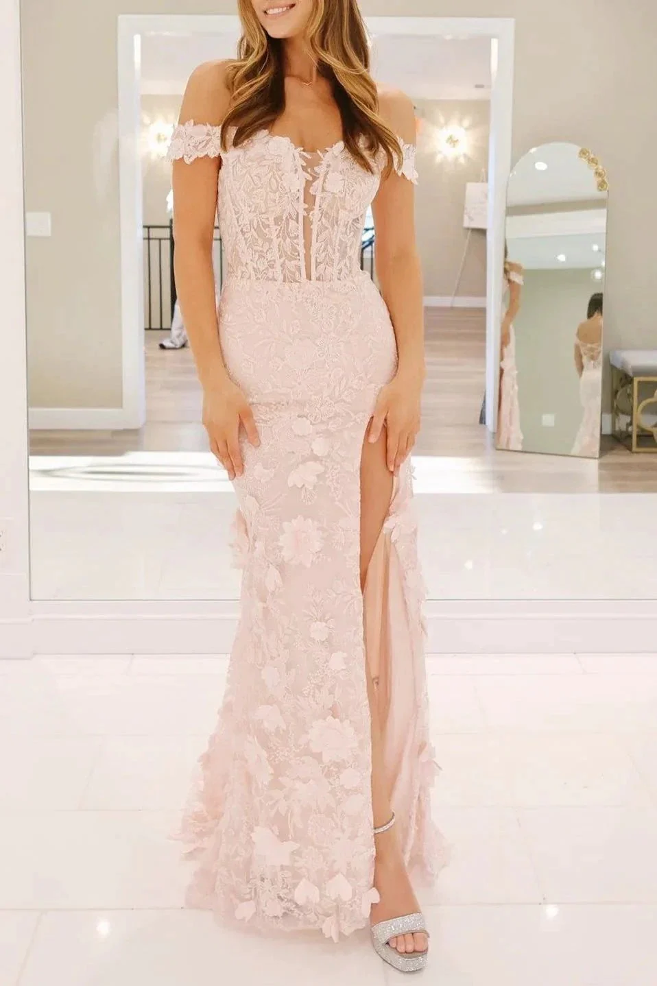 Paradis | Off The Shoulder Floral Lace Long Prom Dress With Split - Image 4