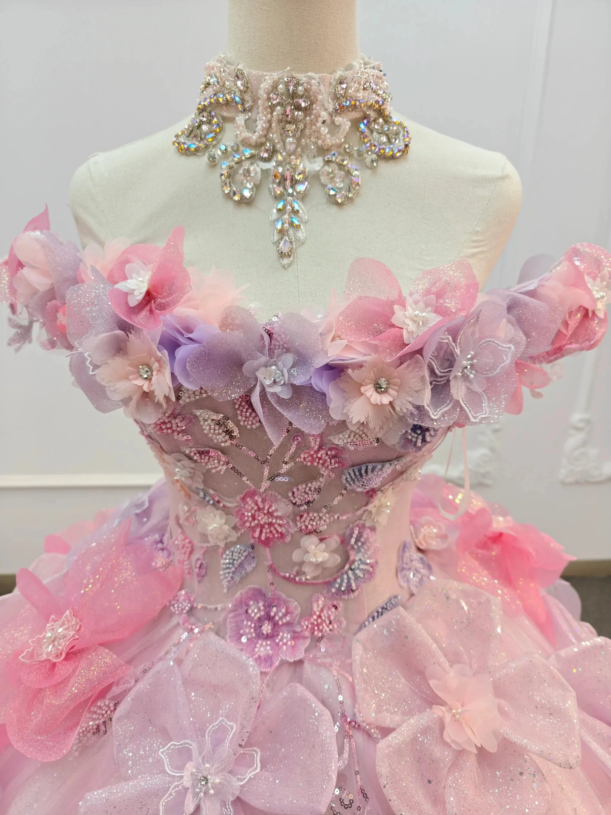 Enchanting Pastel Pink & Purple Off-the-Shoulder Ball Gown Wedding Dress with 3D Glitter Flowers & Crystal Collar Ye-2027 - Image 2