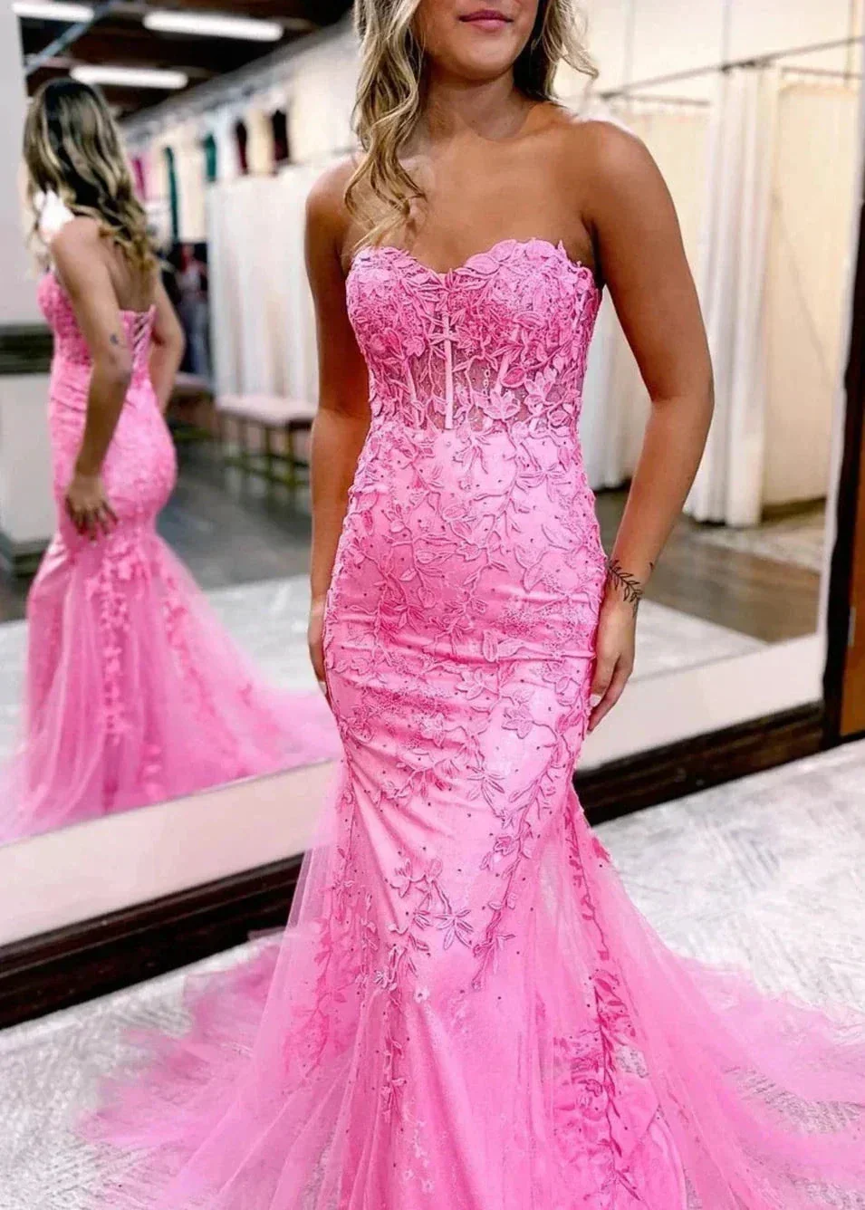 Pink Mermaid Sweetheart Neck Lace Long Prom Dress With Appliques - Image 7
