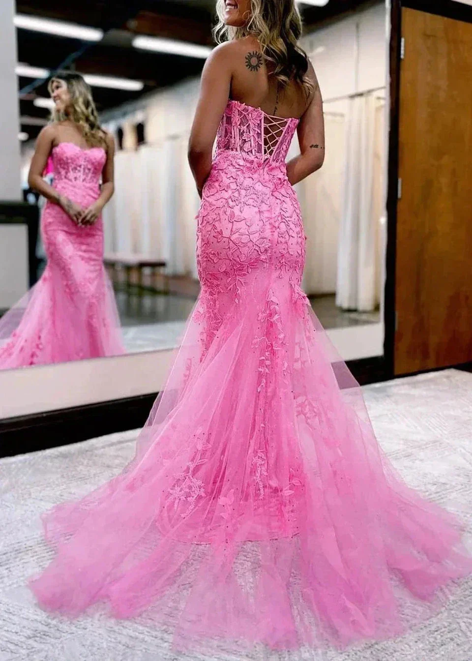 Pink Mermaid Sweetheart Neck Lace Long Prom Dress With Appliques - Image 8
