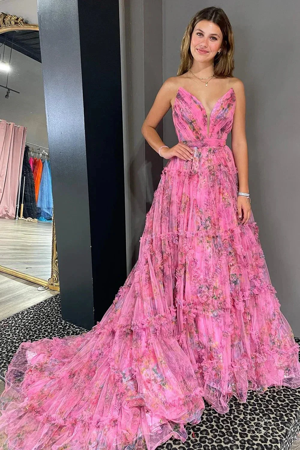 Izabella |A-Line Sweetheart Floral Printed Tulle Prom Dress with Slit - Image 3