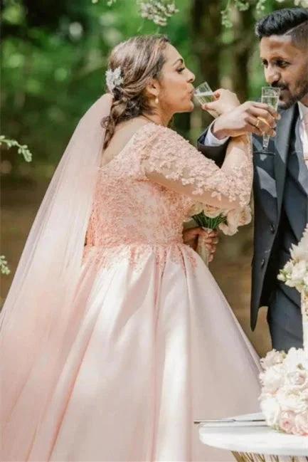 Plus Size Wedding Dress Floral Tulle A-line Bridal Gown with Long Sleeves - Image 4