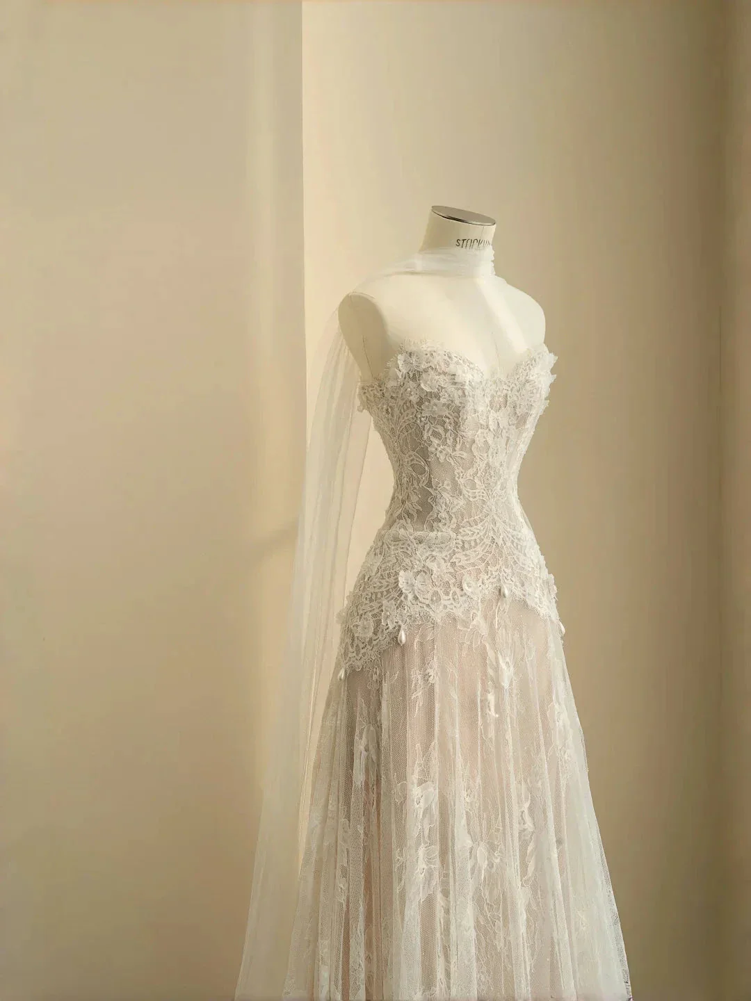 Pretty Strapless Tulle Lace Long A Line Wedding Dress,Formal Prom Evening Dress Y8686 - Image 3
