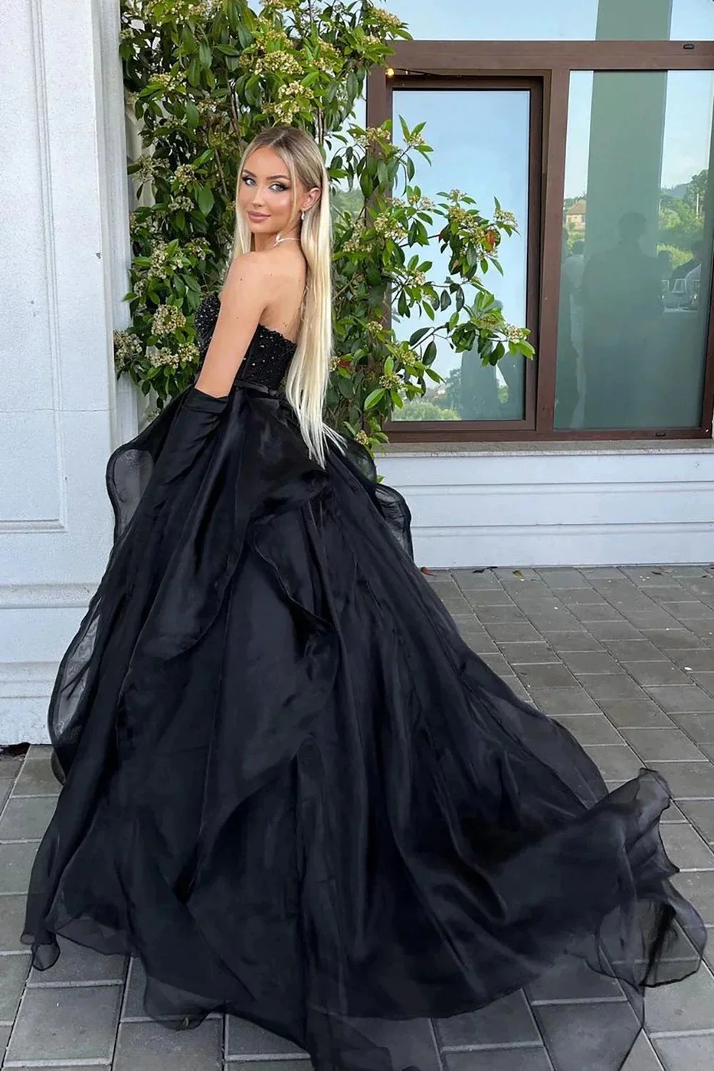 Qiara |A Line Sweetheart Black Long Prom Dress with Beading - Image 3
