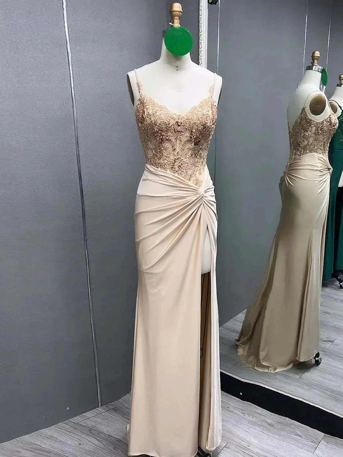 Rafenild | Green V Neck Beading Satin Long Slit Prom Dresses - Image 9