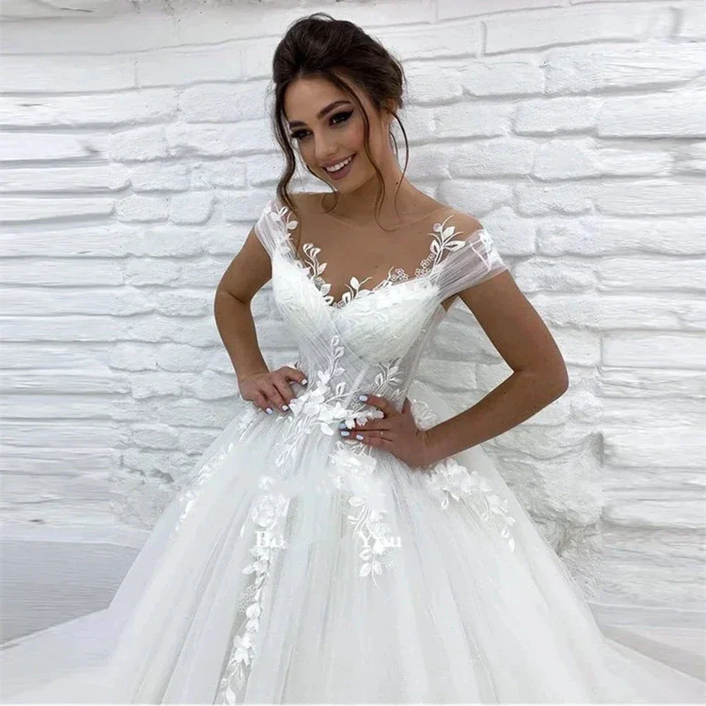 Ramanda Elegant V-Neck Sleeveless Wedding Dress For Bride 2023  A-Line Floral Lace Appliques Buttons Back  Vestido De Novia - Image 3