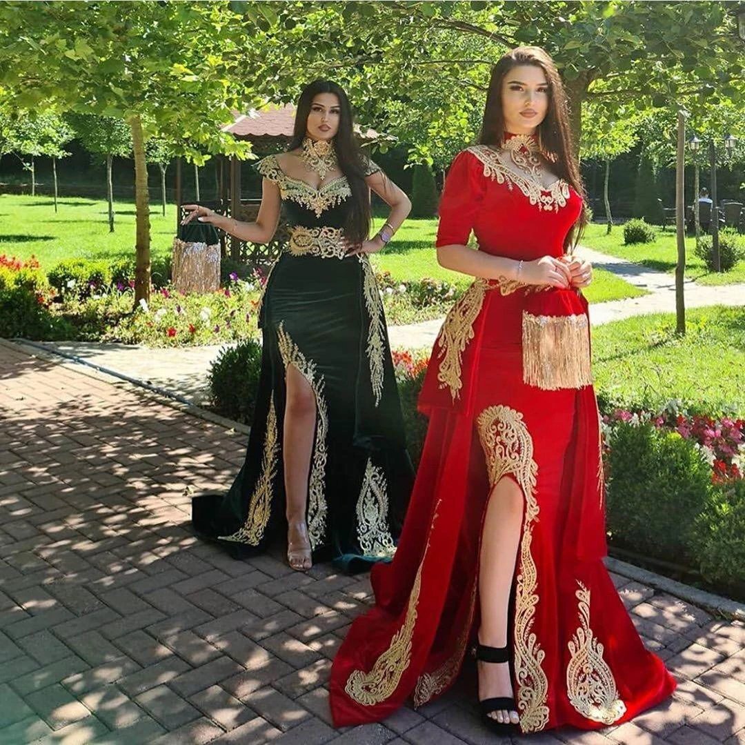 Red Long A-line Sweetheart Appliques Lace Split Velvet Prom Dress with Sleeves - Image 3