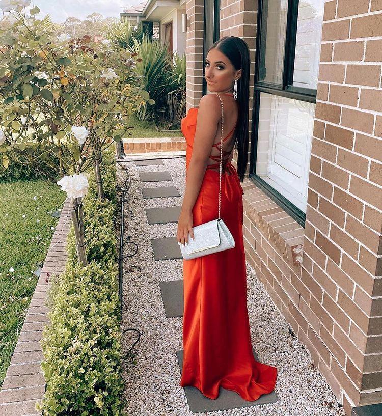 Red Long Mermaid V-neck Backless Evening Prom Dress with Slit - Image 2