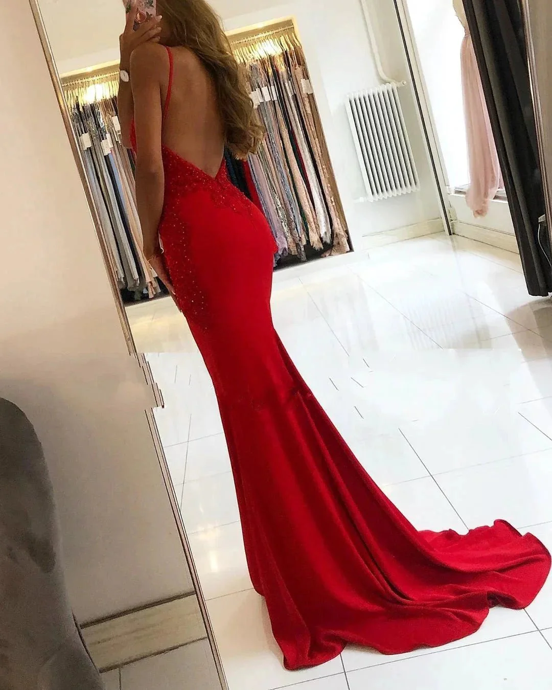 Red Long Mermaid V-neck Spaghetti Straps Backless Prom Dresses - Image 2
