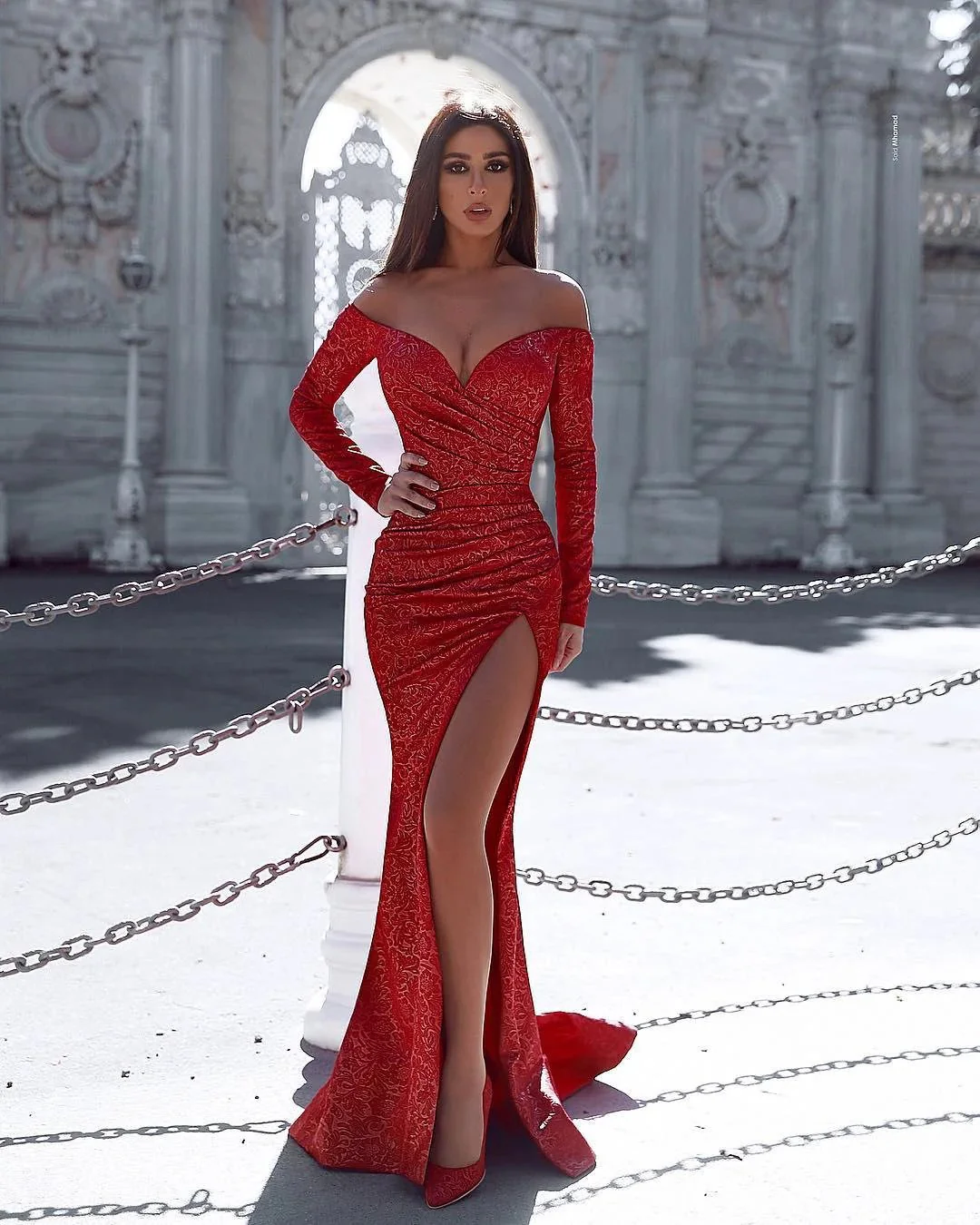 Red Long Sleeves Off-the-shoulder Mermaid Prom Dress With Slit - Image 2