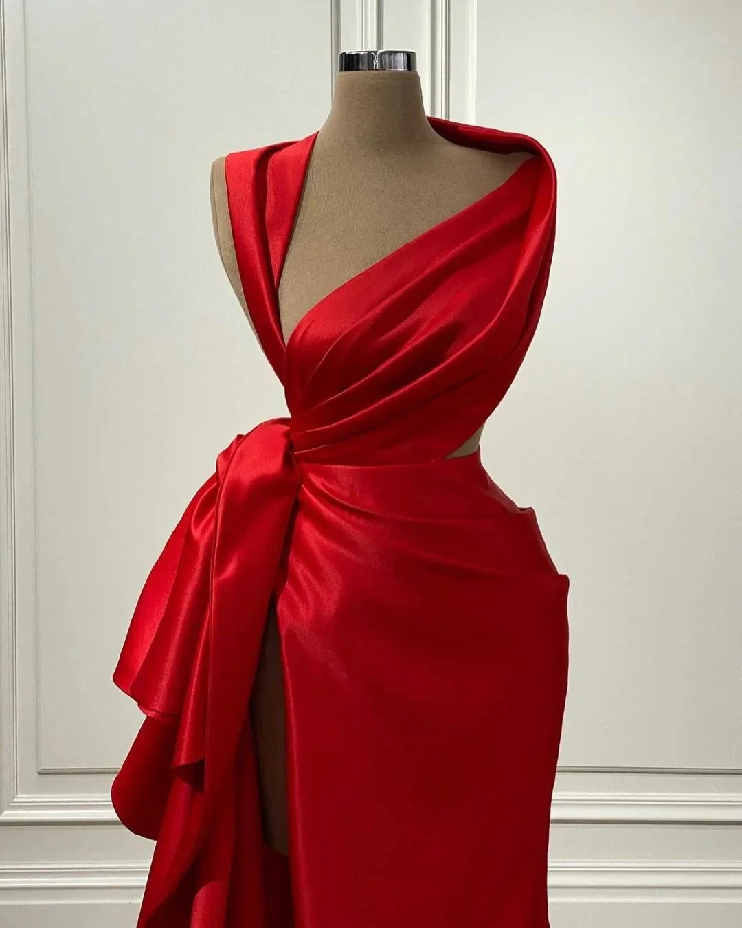 Red Mermaid  Draped Satin Floor Length Prom Gown with Slit - Image 2