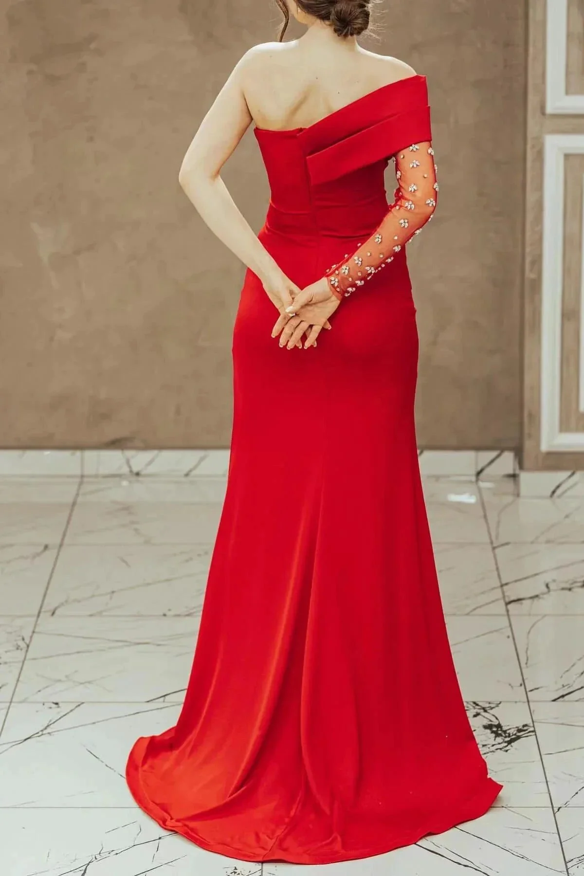 Red One-Shoulder Mermaid Prom Dress with Split and Sequins - Image 2