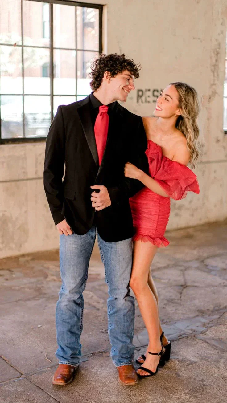 Red Ruffled Necklines Homecoming Dress Formal Dress  Y5413 - Image 2