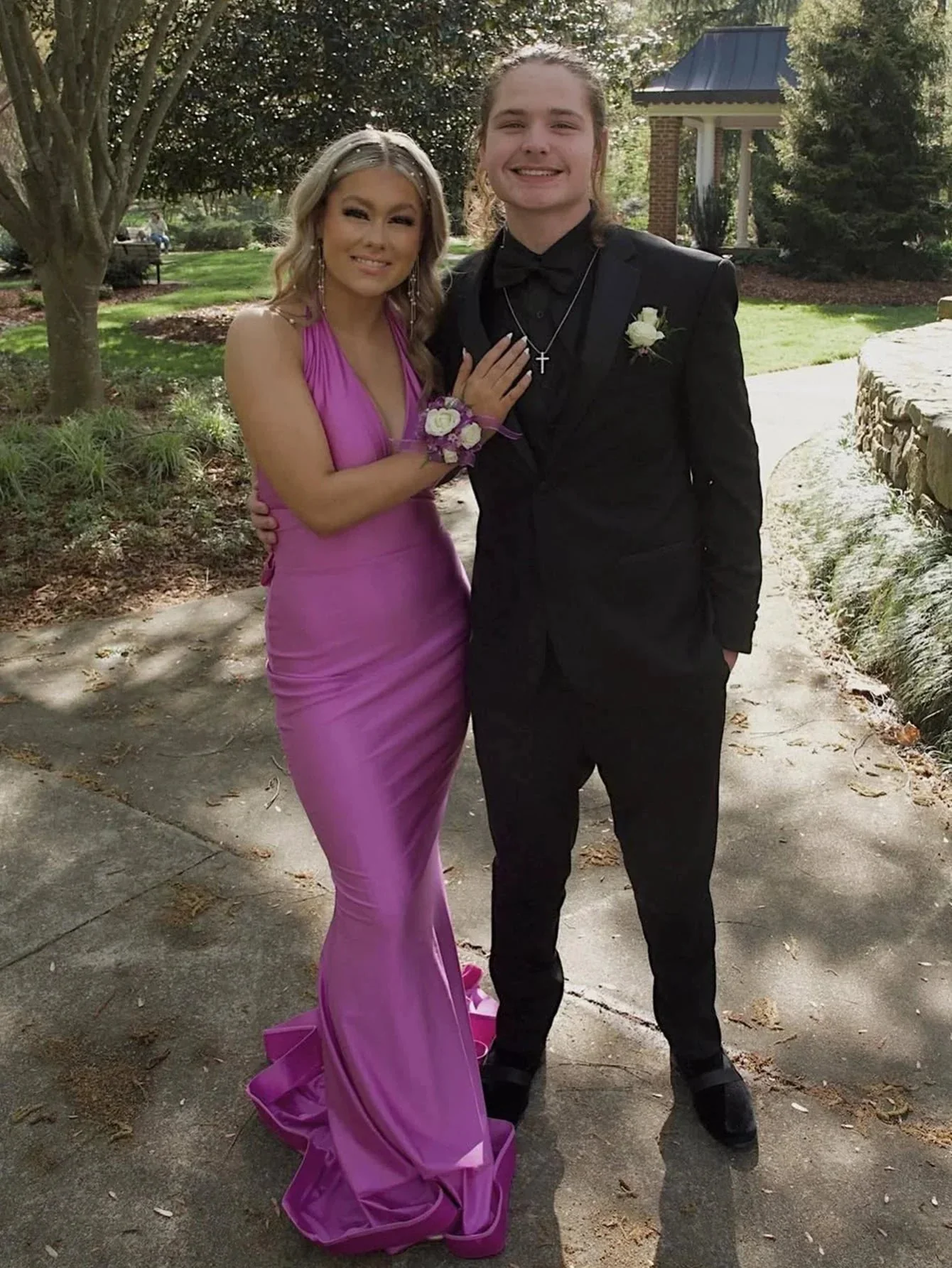 Red Satin Mermaid Tight V Neck Long Prom Dress With Bow Tie - Image 7