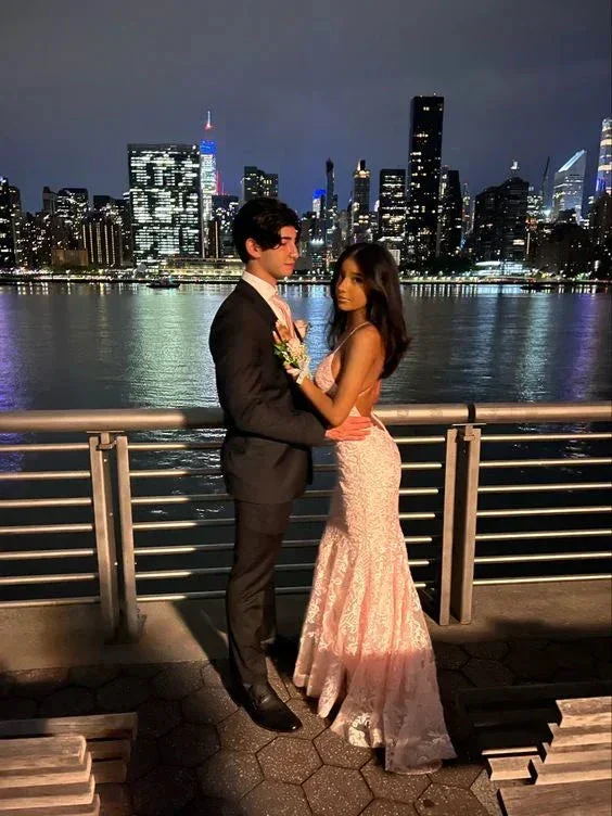 Romantic Pink Backless Sleeveless Lace Mermaid Evening Dresses with Train Y1490 - Image 4