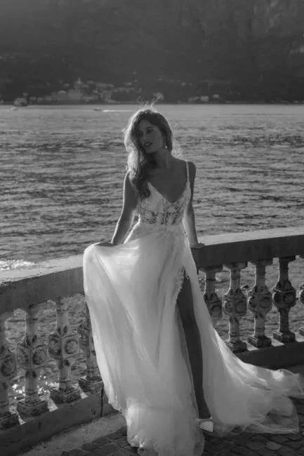 Romantic spaghetti straps sleeveless a-line lace Wedding dresses - Image 3
