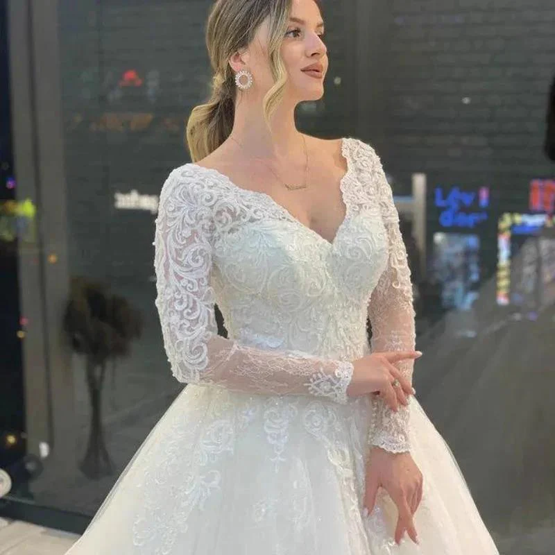 Romantic V-Neck Wedding Dress 2022 Lace Appliques Tulle Vestidos De Noiva Full sleeve Backless Bridal Gown Custom Robe De Mariee - Image 2