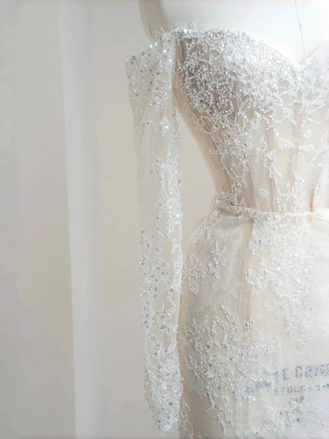 Romantic White Lace Appliques Tulle Sequin Mermaid Prom Dress Off Shoulder Evening Dress Y8663 - Image 2