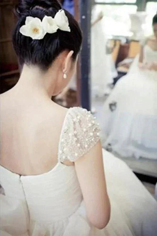 Scoop Cap Sleeves Sweep Train Beading Pleated Wedding Dress with Beading WD106 - Image 4