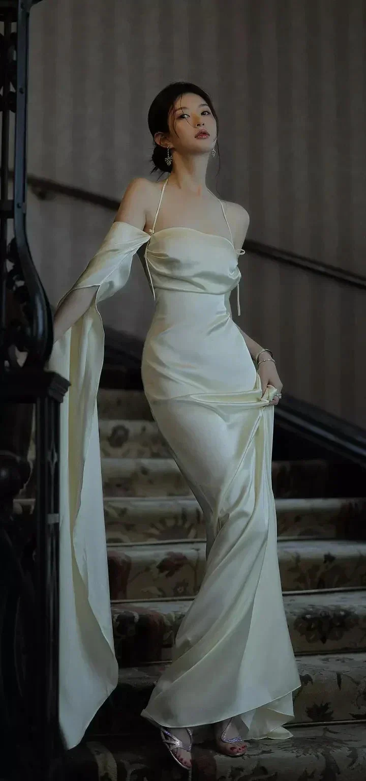 Sexy Backless Long Prom Dress White Satin Long Sleeves Evening Gown Y2080 - Image 4
