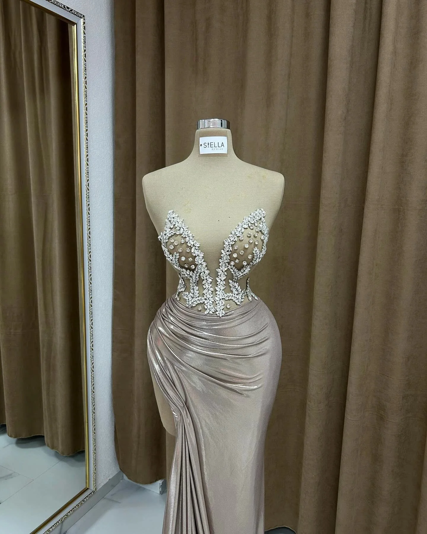 Sexy Column Strapless Sleeveless Ruffles Satin Split Front Prom Dress - Image 3