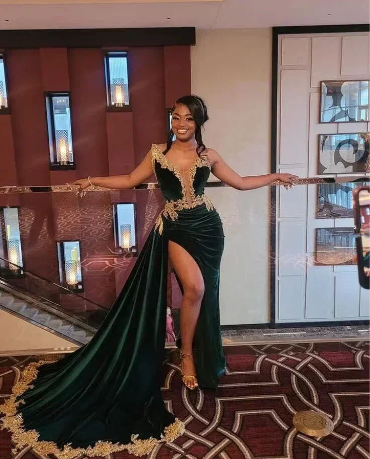 Sexy Green Velvet Prom Evening Dress Gold Applique Beaded Slit Black Girl Birthday Gown Y8122 - Image 2