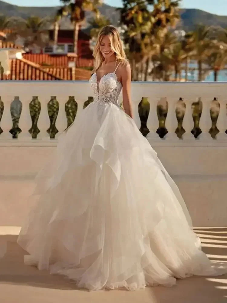 Sexy Lace Appliques V Neck Wedding Dresses Exquisite Tiered A Line Tulle Ball Gowns For Woman Formal Bride Beach Party Vestidos - Image 2
