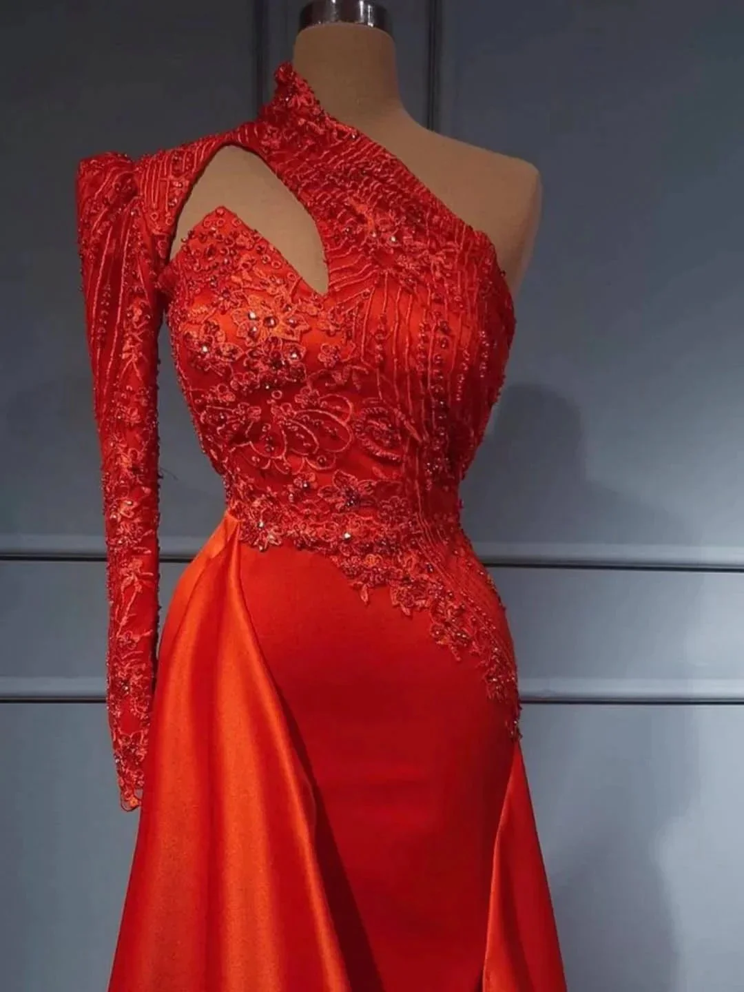 Sexy One Shoulder High Neck Silk Satin Glitter Floral Patterns Slim Mermaid Evening Dress with Detachable Train - Image 2