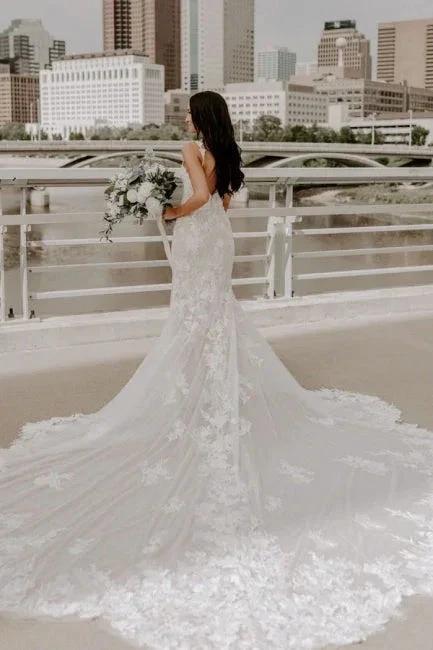 Sexy Spaghetti Strap Sleeveless Mermaid Lace Wedding Dresses with Court Train - Image 2