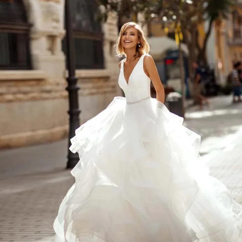 Sexy V-Neck Backless A-line Wedding Dress Romantic Organza Sleeveless Trouwjurk Simple Spaghetti Straps Bride Party - Image 3