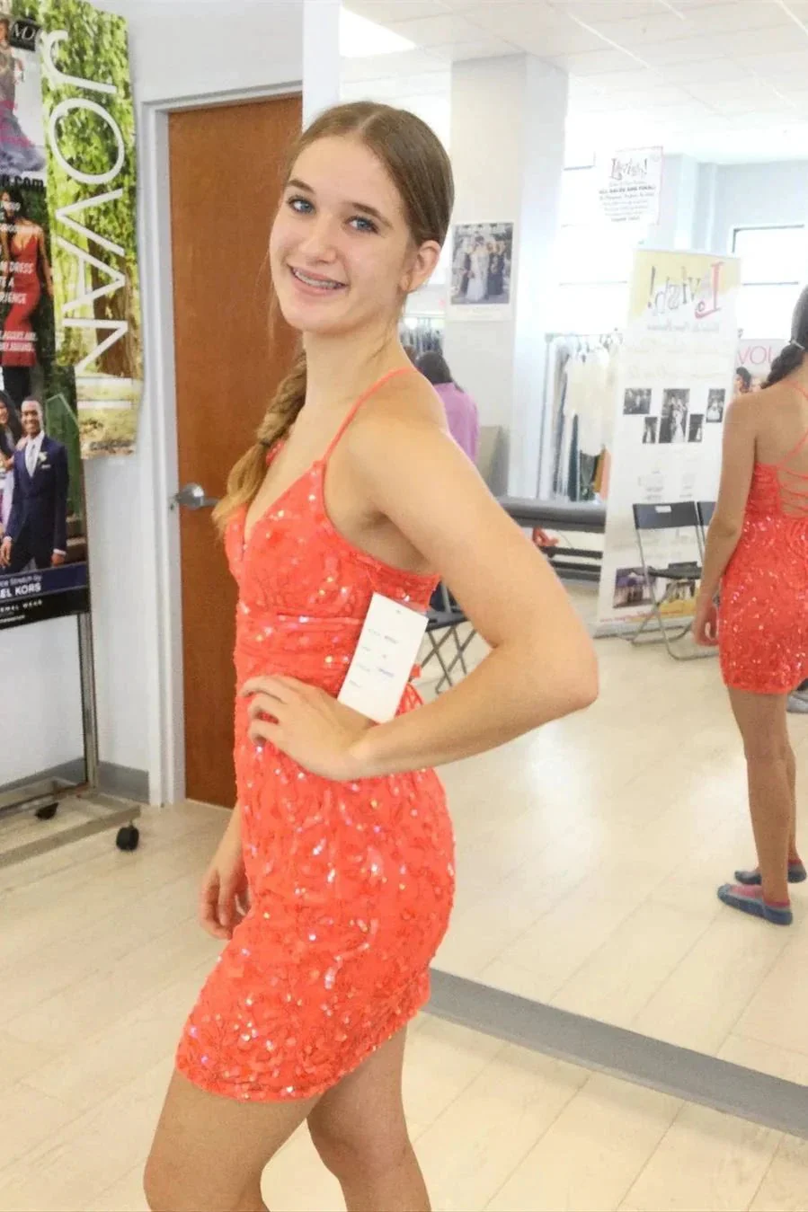Sexy V-neck Orange Backless Sequined Sleeveless Homecoming Dress With Lace - Image 2