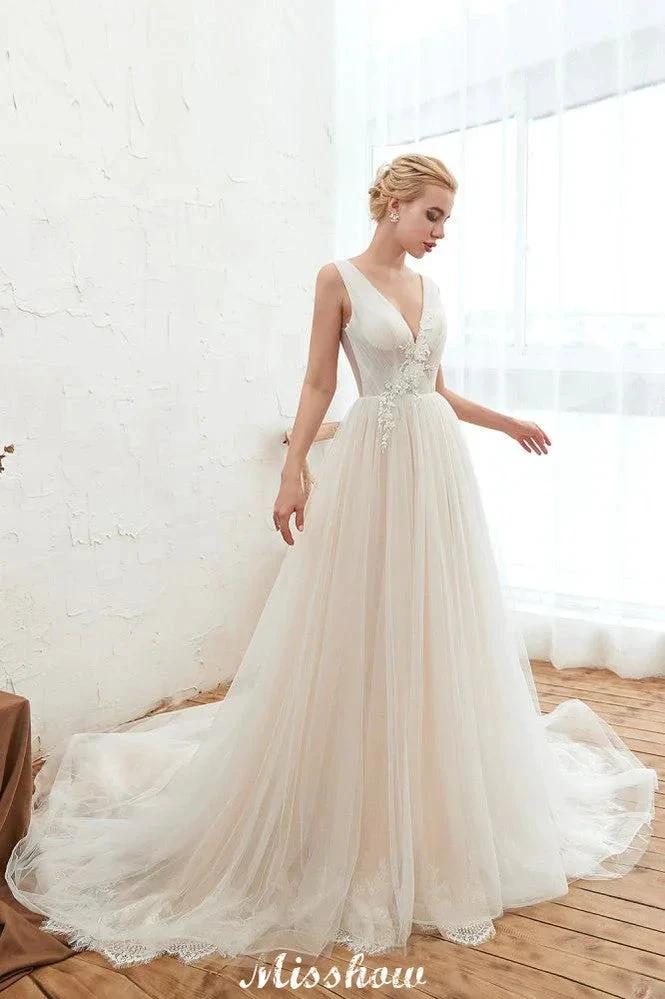 Sexy V-neck Princess Tulle Wedding Dress with Lace Appliques - Image 4