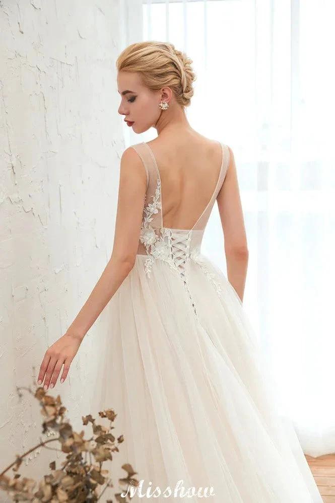 Sexy V-neck Princess Tulle Wedding Dress with Lace Appliques - Image 5